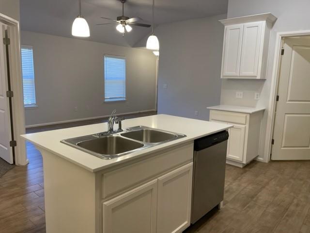 Building Photo - 603 Marlin Ct