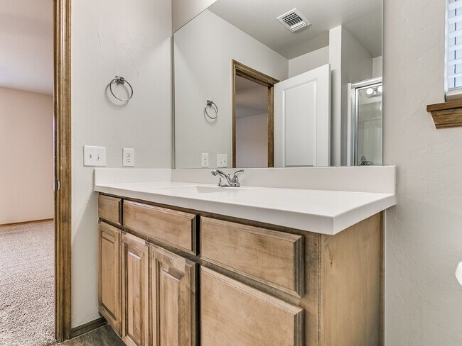 Building Photo - 3421 Pagoda Pead Dr