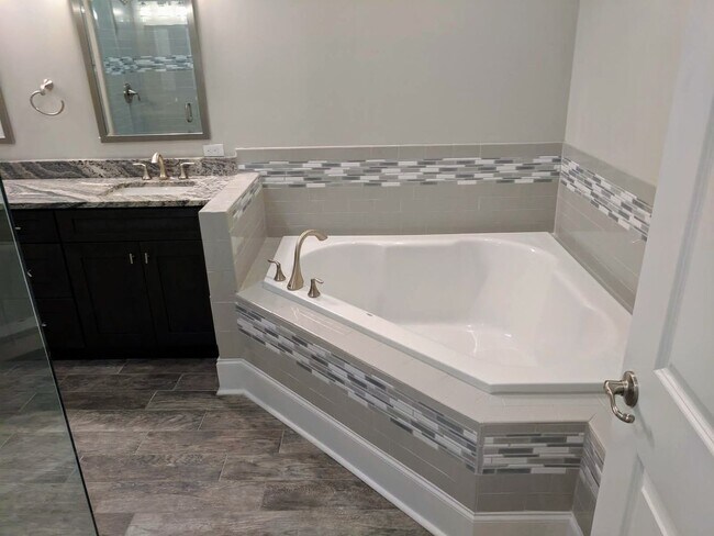 Building Photo - An amazing Townhouse for people who like big open space down Bedroom 4 Bathroom 3.5