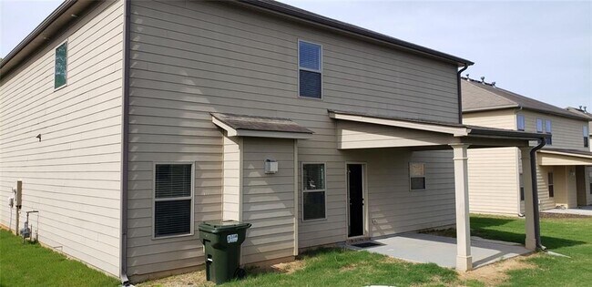 Building Photo - 130 Blackgum Trace