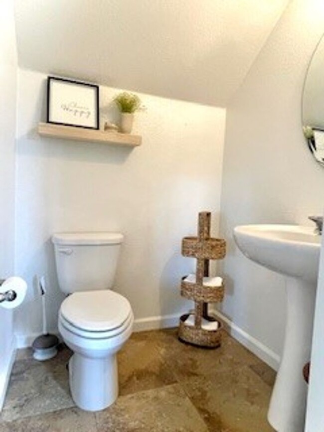 Building Photo - Three Bedroom E. Sparks Home