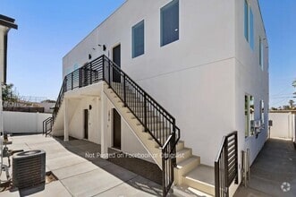 Building Photo - 2814 Nye St
