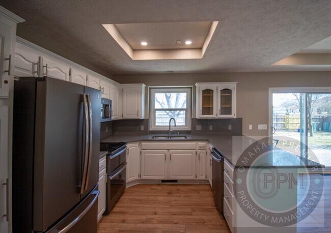 Building Photo - Fall Move in Special $800.00 off Deposit!!!  4 Bed Ranch House in Millard School District