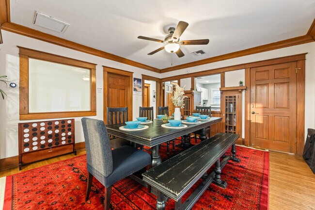 Building Photo - 732-736 Redondo Ave