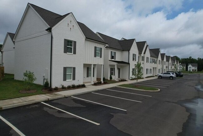 Building Photo - 507 Mdw Crst Cir