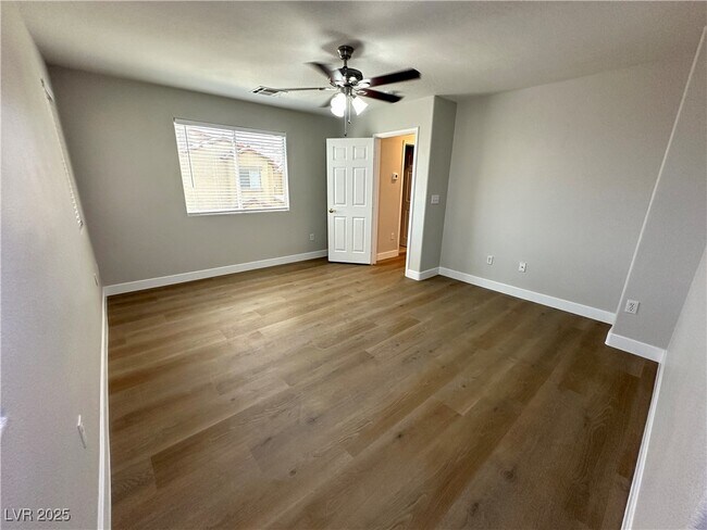 Building Photo - 9978 Erie Stream Way