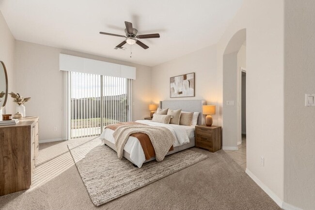 Building Photo - 14625 W Amelia Ave