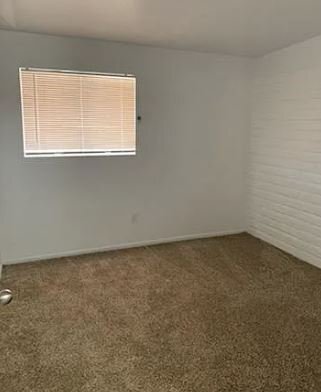 Building Photo - 4170 E 32nd St