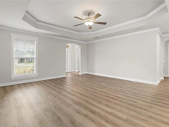 Building Photo - 682 Begeman Rd