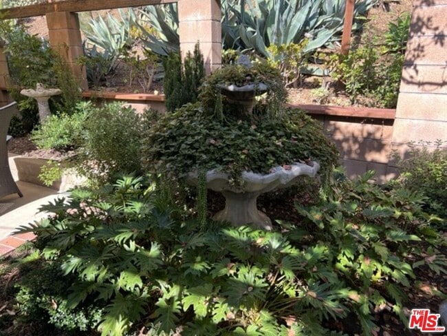 Building Photo - 729 Kenmore Cir