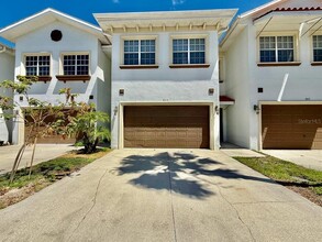 Building Photo - 8614 Miramar Terrace Cir