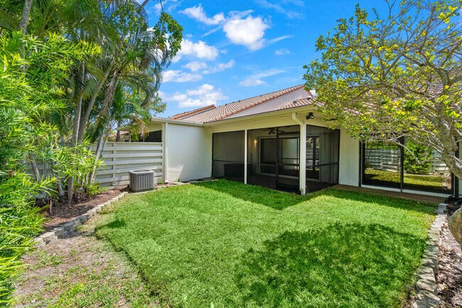 Building Photo - 21701 Altamira Ave