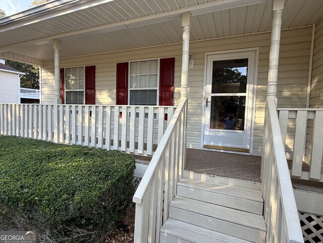 Building Photo - 228 Solomon Dr