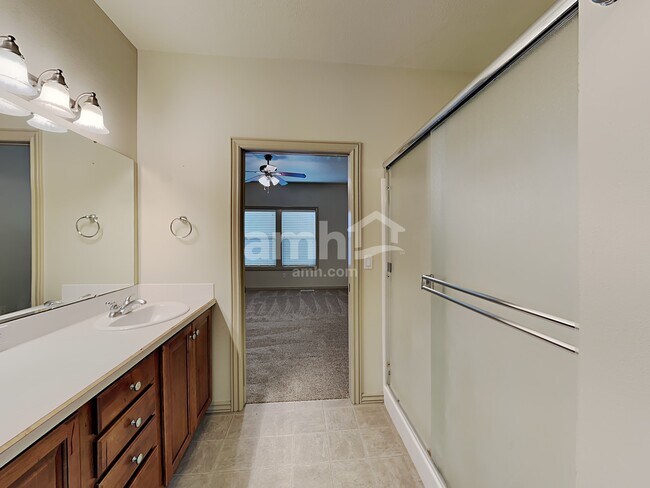 Building Photo - 55 S Selwood Ln