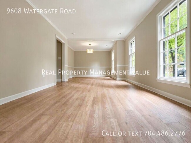 Building Photo - 9608 Watergate Rd