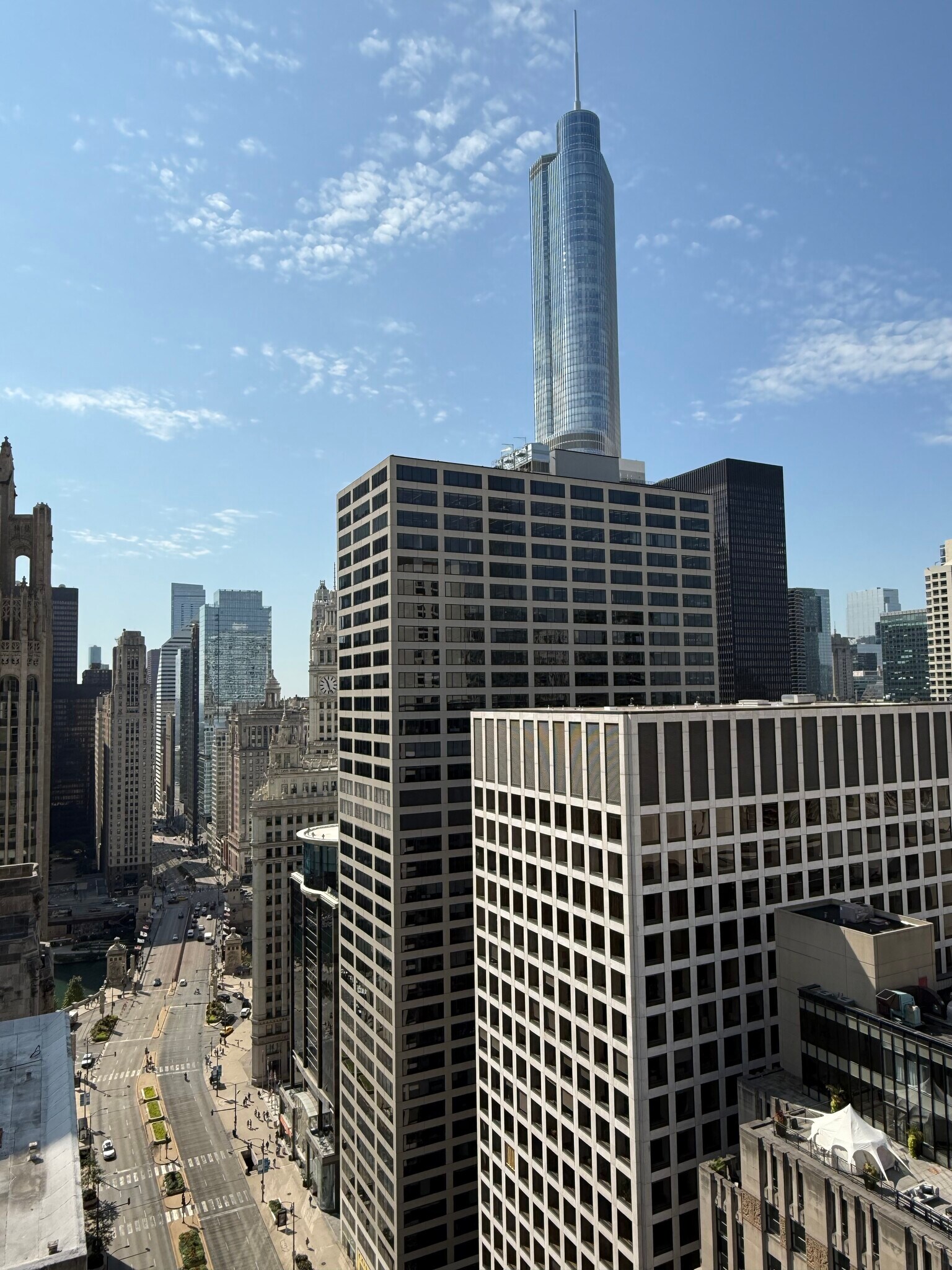 Enjoy panoramic Michigan Avenue views from the rooftop deck - 535 N Michigan Ave
