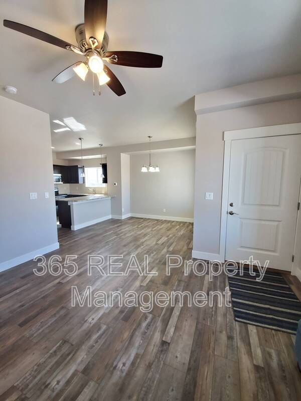 Building Photo - 1721 Westward Cir