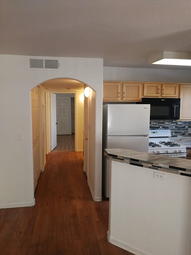 Building Photo - 4308 W Lake Mead Blvd