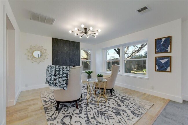 Building Photo - 4602 Everest Ln