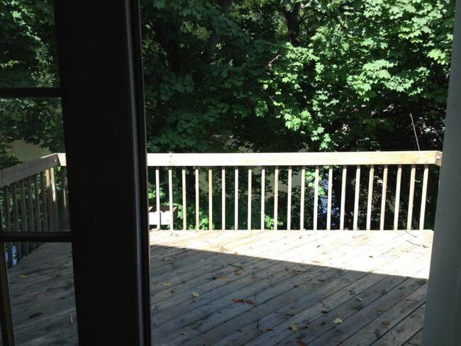 Building Photo - 800 Mohrsville Rd