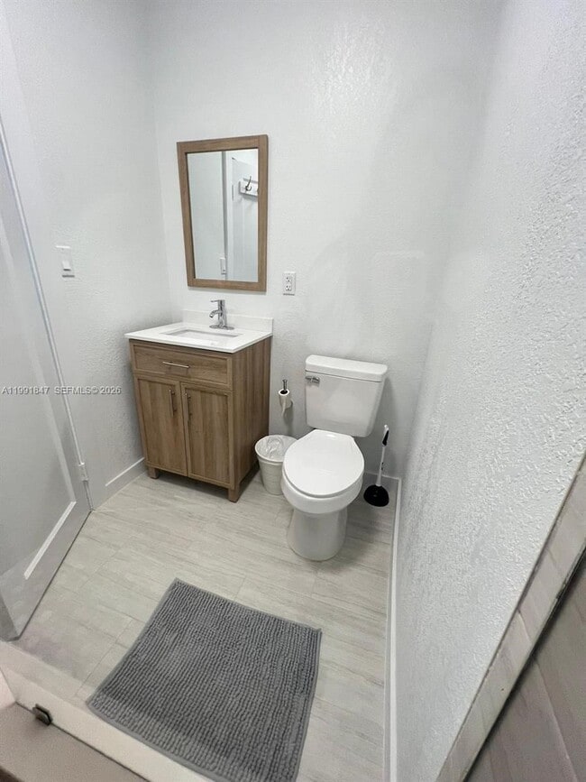 Building Photo - 2315 Taylor St