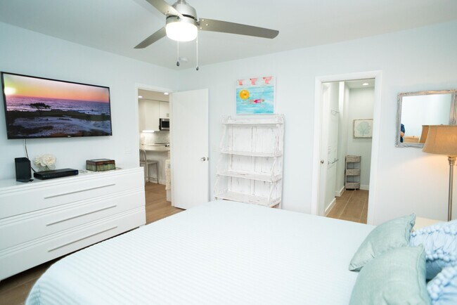 Building Photo - 2331 Croton Ln