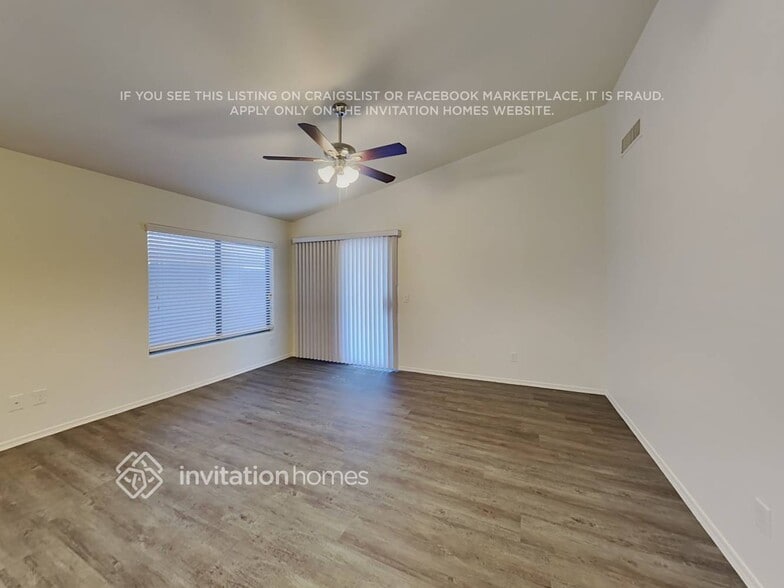 Building Photo - 25826 N 65th Ave