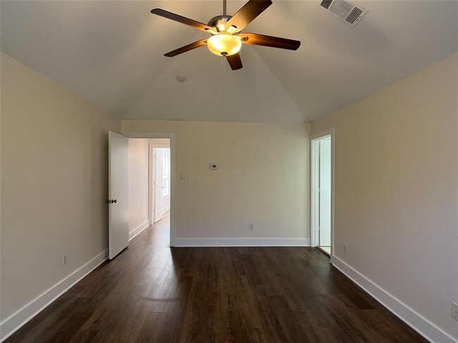 Building Photo - 5899 Fairdale Ln