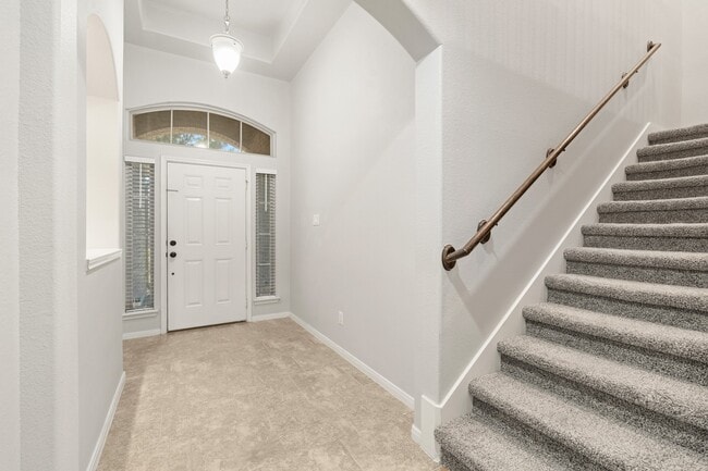 Building Photo - 9722 Massanutten Ln