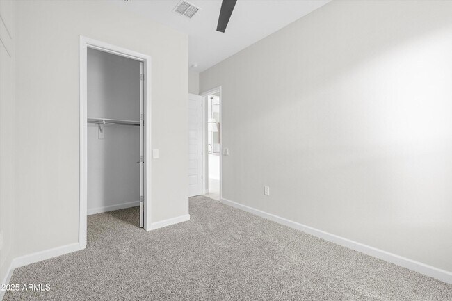 Building Photo - 21425 N 59th St