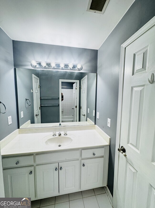 Building Photo - 2640 Preston Ridge Ln