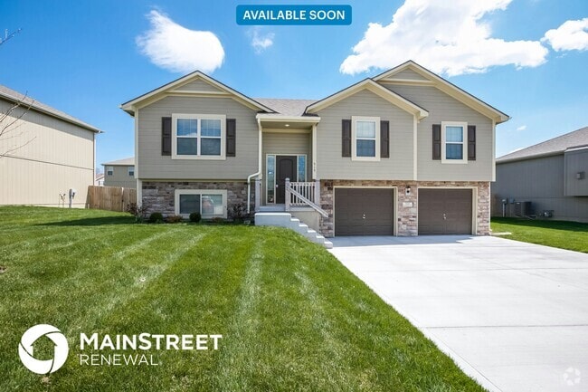 Building Photo - 515 Emerson Dr
