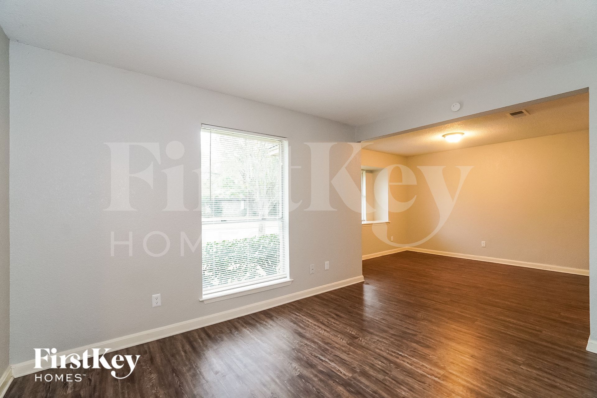 Building Photo - 6914 Leandra Dr