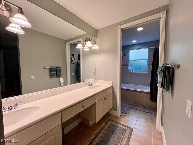 Building Photo - 12207 Lucca St