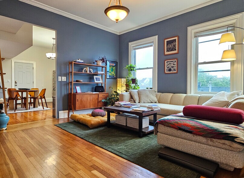 Living with view into kitchen - 128 Vinton St