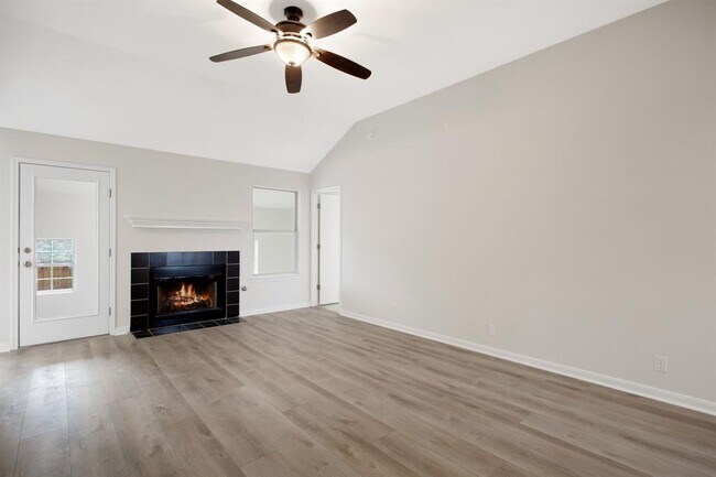 Building Photo - 809 Deercreek Ln