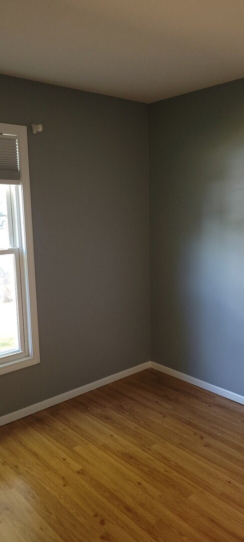 Building Photo - 307 Somerset Ln