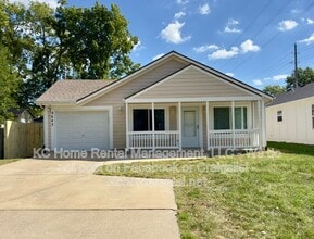 Building Photo - 8643 Melrose St