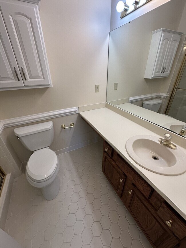Building Photo - 609 Crabbery Ln
