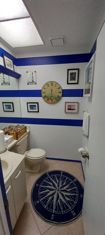 Building Photo - 11 Emerald Bay Dr