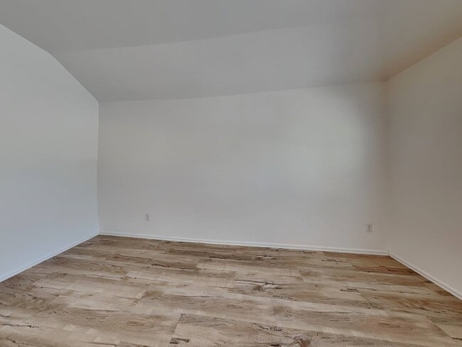 Building Photo - 22711 Bolanzo Ln