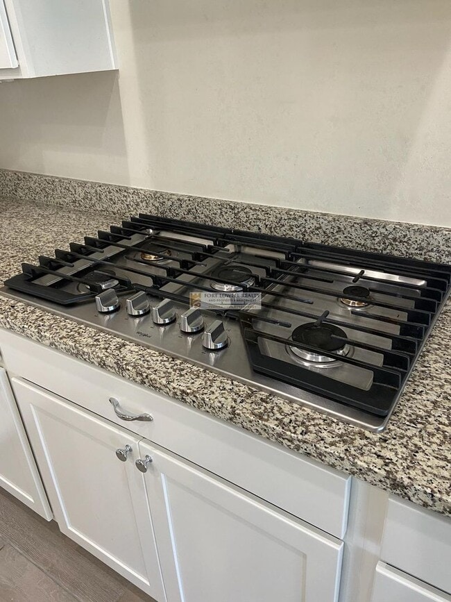 Building Photo - Luxury Living in Oro Valley $2600.