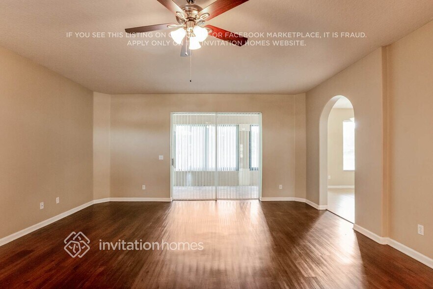 Building Photo - 257 Perfect Dr