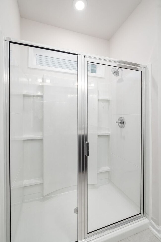 Building Photo - 618 Count Fleet Ct