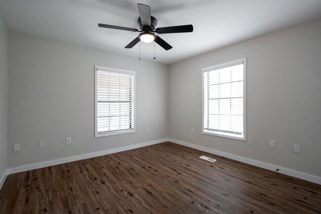 Building Photo - 8229 Patterson Rd