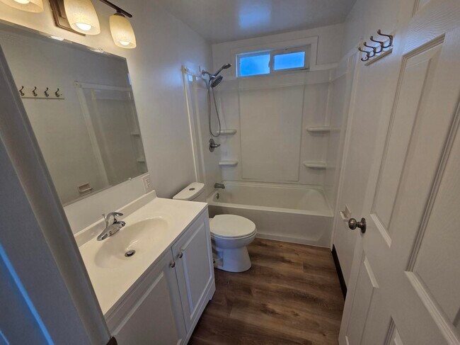 BA - 258 Knolls Vista Dr