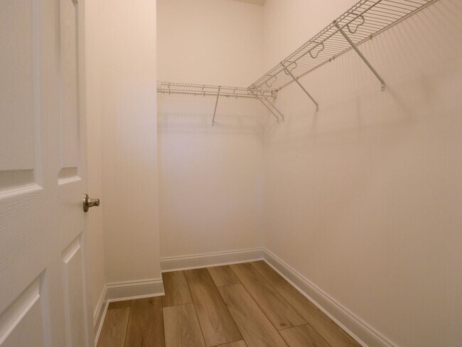 Building Photo - Luxury New Build in RounTrey – 4 Bed, 3 Ba...