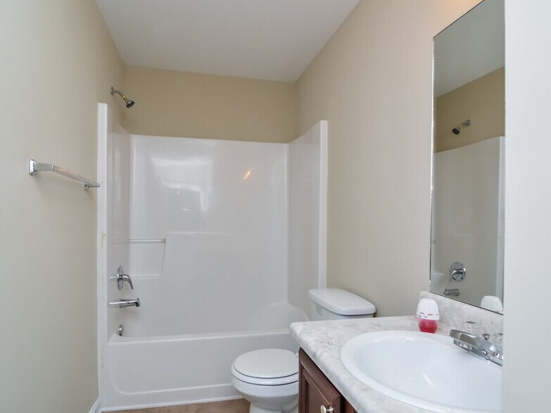 Building Photo - 180 Stephens Mill Dr