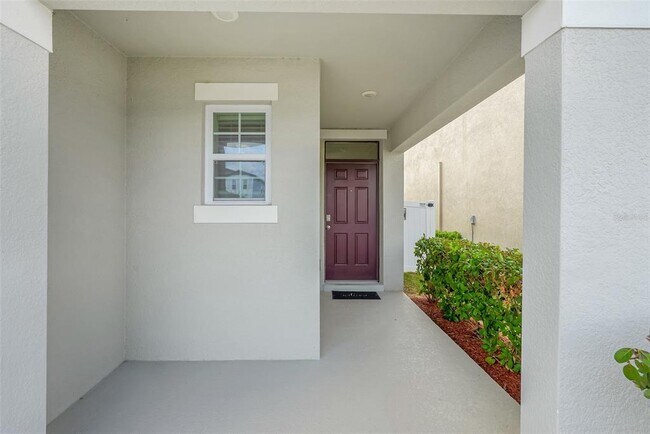 Building Photo - 3881 Brant Pl