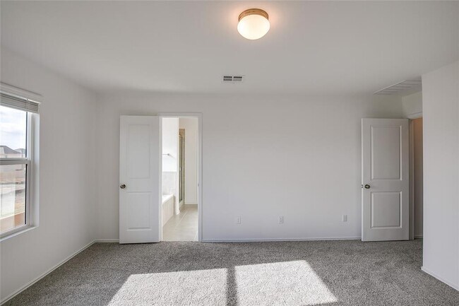 Building Photo - 140 Joe Kidd Ln